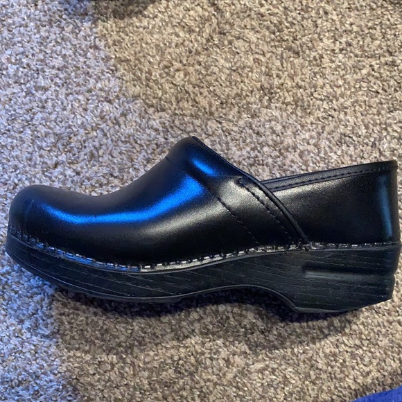 Dansko size 37 shoes - Picture 5 of 5